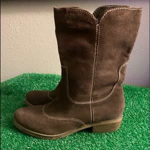 American eagle 🦅 brown suede boots size 7 euc